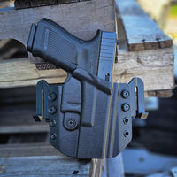 Wingman Valor (Outside the Waistband)